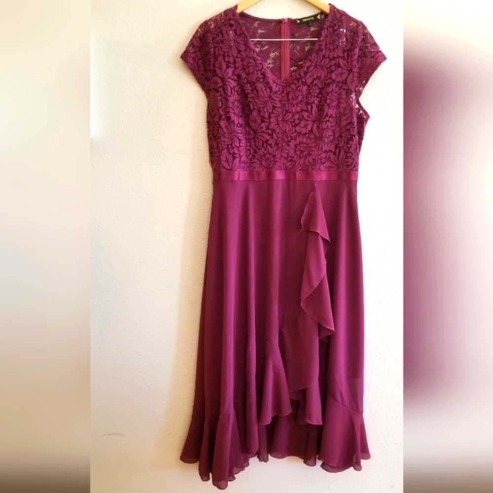 Miusol NWT  womens magenta burgundy plum dress lace top ruffle front siz…
